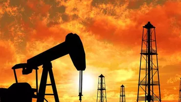 Preţul petrolului scade, în aşteptarea unui acord în domeniul nuclear cu Iranul