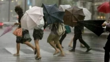 Cod galben de furtuni în București și Ilfov până la 13:40 (VIDEO)