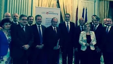 Victor Ponta, la un dejun de lucru cu ambasadorii statelor ‪UE‬: Am reiterat susținerea pentru parcursul european al statelor din vecinătatea estică, cu accent pe Republica ‪Moldova‬ și Ucraina