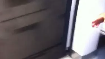 Roma: Un tren de metrou a parcurs distanța dintre două stații, circa doi kilometri, cu o ușă deschisă (VIDEO)