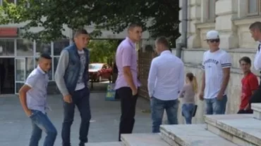 Procurorii care i-au trimis acasă pe violatorii din Vaslui dau vina unii pe alții pentru situația la care s-a ajuns