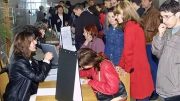 Proiect pentru incluziunea tinerilor pe piața muncii: Peste 60 de parteneriate transnaționale vor fi încheiate între România și UE