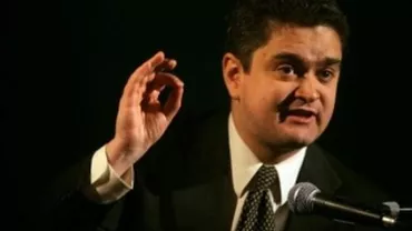 Paleologu, despre salariile aleșilor: Să fim oneşti, chiar nu merită mai mult şi chiar şi aşa mi se pare că-i cam mult, pentru cât de puţin fac. Salariile să crească, doar dacă scade numărul lor la 300