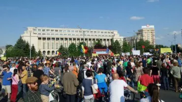 Sindicaliștii din Cercetare-Proiectare pichetează sediul Guvernului, solicitând plata drepturilor salariale