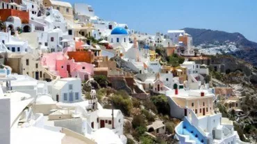 Americanii și britanicii se înghesuie să cumpere case de vacanță pe insulele grecești