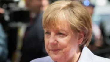 Atitudinea cancelarului german în negocierile cu Grecia a primit un nume în limba germană: Merkeln se traduce prin a fi indecis sau a nu avea nici o părere