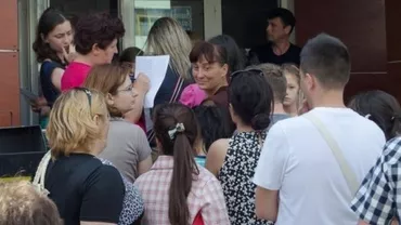Cozi infernale la Serviciul de Pașapoarte din Iași: Numărul solicitărilor s-a triplat în luna august