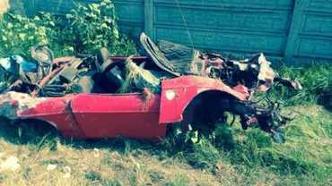 Sălaj: Doi tineri fotbaliști și-au pierdut viața într-un accident de circulație, după ce șoferul de 21 de ani a pierdut controlul volanului și s-a izbit de un gard de beton