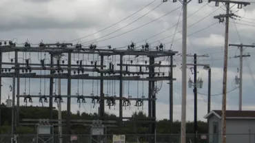 Principala rețea de electricitate a Georgiei și 15 hidrocentrale, scoase la vânzare