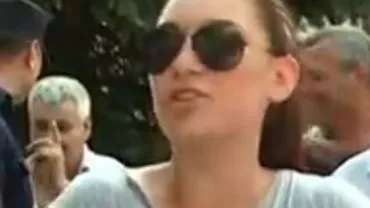 Nou scandal la Judecătoria Vaslui între susținătorii inculpaților și cei ai victimei: "A fost la poliție că a ajuns târziu acasă și să nu se ia tatăl ei de ea" (VIDEO)