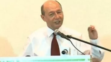 Băsescu: Obiectivul de țară ar trebui să fie unirea României cu Republica Moldova. Astfel, țara noastră și-ar mări greutatea în interiorul NATO și UE
