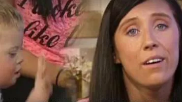 Marea Britanie: O mamă şi-a băgat copilul cu sindrom Down în maşina de spălat. Femeia nu este la primul gest care a scandalizat opinia publică (VIDEO)