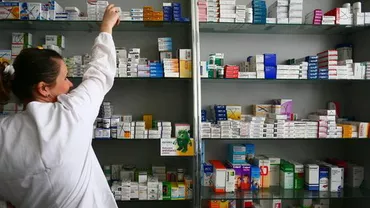 A furat pe bandă rulantă din farmacie: Deși pensionarul și-a recunoscut fapta, tot s-a ales cu o plângere la Poliție (VIDEO)