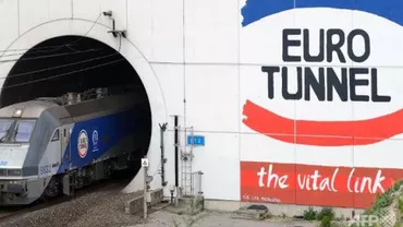 Un acord privind migrația va fi semnat joi de oficiali britanici și francezi