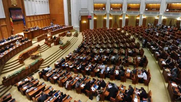 Codul fiscal ajunge luni în Parlament în sesiune extraordinară pentru reexaminare