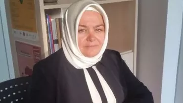 Premieră în Turcia: O femeie purtând vălul islamic a devenit ministru