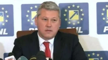 Predoiu: Ponta și Teodorovici să elaboreze un program de ajustare a cheltuielilor și un plan de reformă a companiilor cu capital de stat, altfel punem câinii pe ei