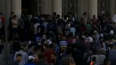 Gara de est din Budapesta, redeschisă pentru imigranți: Mii de oameni pot intra din nou în gară, după două zile de revolte (VIDEO)