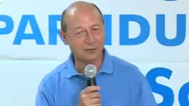 Băsescu, întrebat dacă va candida la șefia PMP: Întâi să mă înscriu în partid