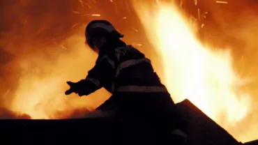 Două persoane au fost rănite într-un incendiu la o conductă de gaze din Ploiești