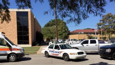 SUA: Un profesor universitar a fost împușcat în cap. Polițiștii îl caută pe atacator