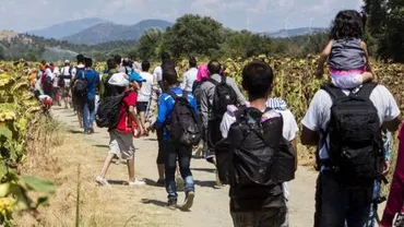 Sute de imigranți, blocați de forţele turce să meargă în Grecia, au plecat pe jos spre Bulgaria