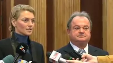 Înainte ca moțiunea de cenzură să fie supusă votului, PNL organizează un miting împotriva Guvernului, unde au ajuns 4.000 de oameni, deși erau așteptați 15.000 (VIDEO)