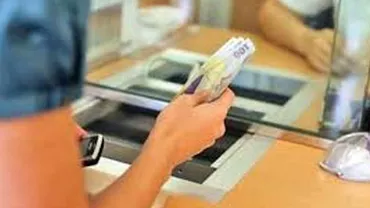 ANPC a obligat Bancpost și Credit Agricole Bank să returneze clienților dobânzi și comisioane încasate nejustificat