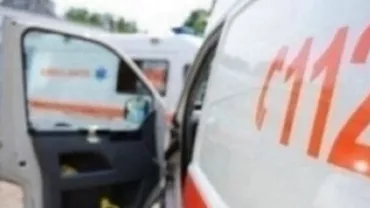 Iași: O femeie a fost a fost lovită de o maşină, în timp ce încerca să traverseze strada. Şoferul autoturismului era băut (VIDEO)