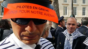 Violențe în cadrul protestului Air France. Membri din conducerea companiei, agresați