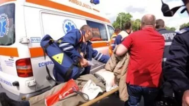 Patru persoane au fost rănite într-un accident rutier în municipiul Piatra Neamț