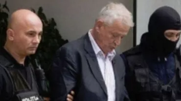 Oprescu a fost interceptat în duba Poliției în timp ce-i spunea șoferului său că dorește ca persoanele din apropierea lui să păstreze în continuare tăcerea