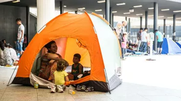 Poliția din Grecia a destructurat o rețea de traficanți de imigranți și refugiați