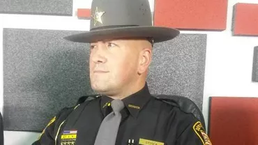 Un român, ajutor de șerif în Ohio: Trebuie să îmi fac serviciul pentru că eu în seara aceea trebuie să merg acasă. Jumătate din amenzile aplicate merge la bugetul Poliției și jumătate la drumuri și la pompieri