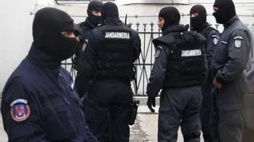 Percheziții la palatele a două clanuri țigănești: Persoanele sunt bănuite de evaziune fiscală și spălare de bani (VIDEO)