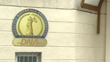 DNA: Adjunctul șefului Poliției Capitalei, demis din funcție după ce a fost reținut, primea mita în biroul său