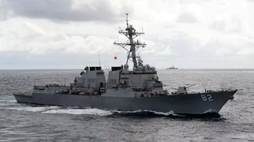 Distrugătorul american USS Lassen se apropie la aproximativ 20 de kilometri de insulele construite de China