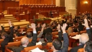 Proiectul de lege privind votul prin corespondență, adoptat pe articole în Camera Deputaților