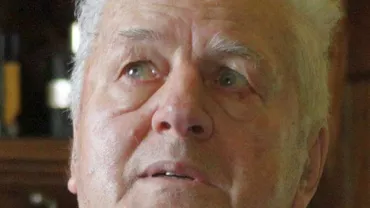 “Lordul” Jean Pădureanu, senil și fără bani, pe străzile din Bistrița