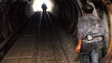 Ultimul vogonet cu cărbune, scos la suprafață din mina Petrila