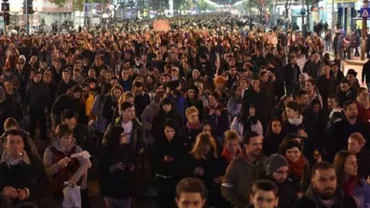 Se pune la cale Guvernul Facebook: De la Ana Blandiana şi judecătoarea Camelia Bogdan, până la propuneri surpriză pentru funcţia de premier