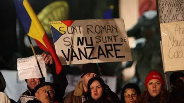 Din cenuşa Colectivului se întrupează dulcea pasăre a Schimbării: Revolta străzii a măturat Puterea, a trezit Opoziţia