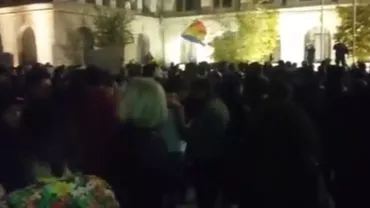 Proteste împotriva lui Oprișan în Focșani: Mariane, nu uita, eşti pe lista DNA (VIDEO)