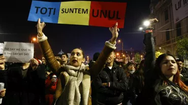Noi proteste joi seară în toată ţara, zeci de mii de oameni și-au anunțat prezența: ”Tristețea și revolta nu ne mai lasă să închidem ochii!” Lista revendicărilor