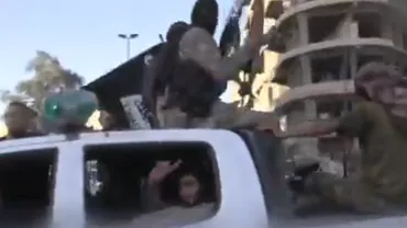 Statul Islamic limitează accesul la internet în teritoriile pe care le ocupă (VIDEO)