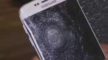 Smartphone-ul i-a salvat viața! Un tânăr povestește cum a supraviețuit miraculos în urma atacurilor de la Paris