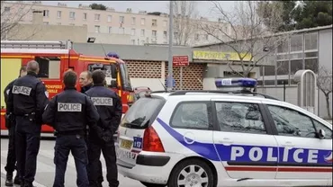Atentatele din Paris:Turcia a alertat Franța în privința unui atacator