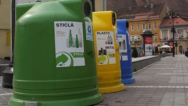 Percheziții ale polițiștilor la firmele de reciclare ale deșeurilor. Există suspiciuni de evaziune fiscală, iar prejudiciul se ridică la 54 milioane de euro (VIDEO)