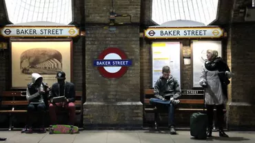 Londra: Panică la o stație de metrou din cauza unui vehicul suspect lăsat acolo