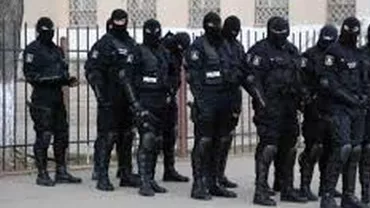 "Franța încă este vizată": Aproximativ 300 de controale au avut loc în Paris, după atacurile teroriste